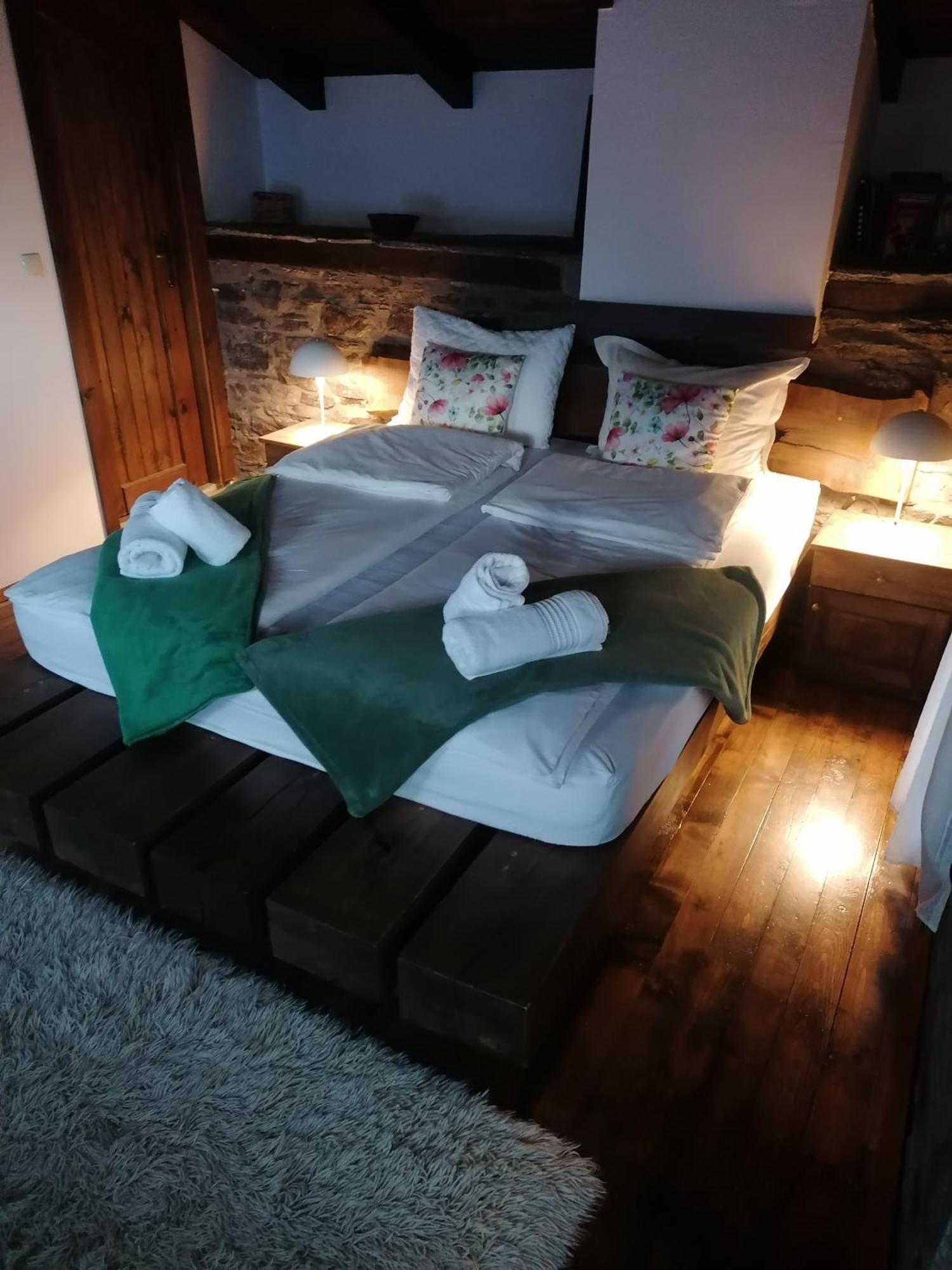 Yancheva Guest House Delchevo Eksteriør bilde