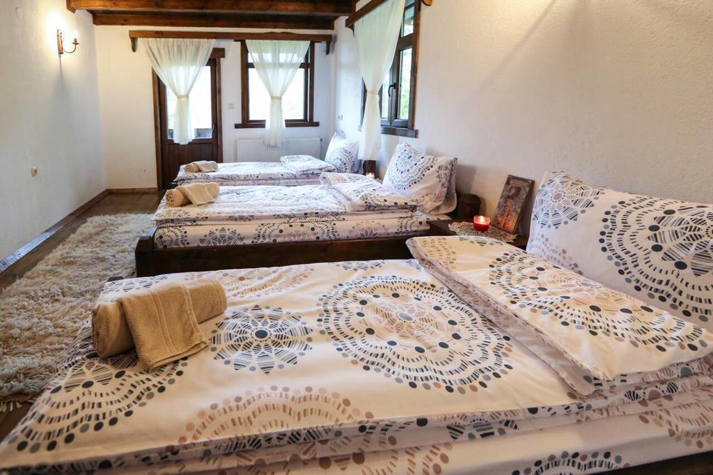 Yancheva Guest House Delchevo Eksteriør bilde