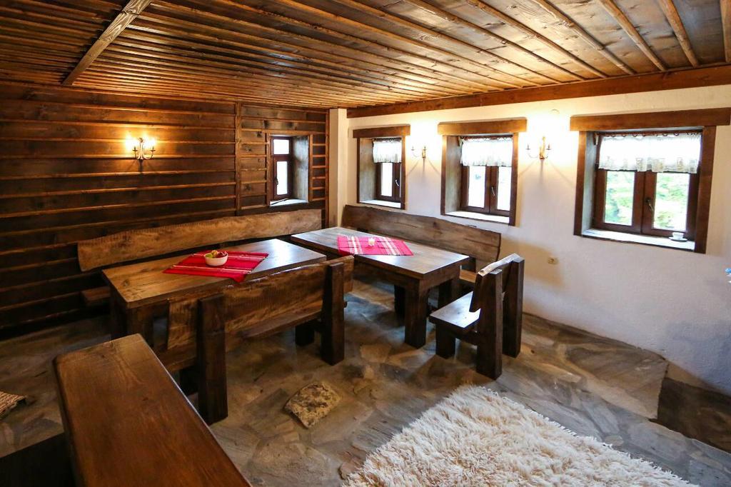 Yancheva Guest House Delchevo Eksteriør bilde
